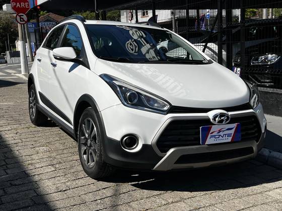 HYUNDAI HB20X 1.6 16V PREMIUM FLEX 4P AUTOMÁTICO